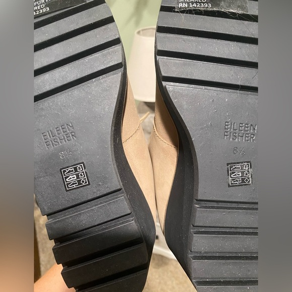 Eileen Fisher Womens 8.5 Alpine Earth Wedge Booties Shearling Lined Nubuck - Picture 4 of 10